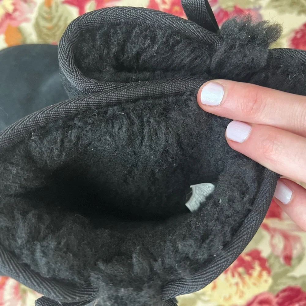 Kid Ugg boots - Picture 4 of 8
